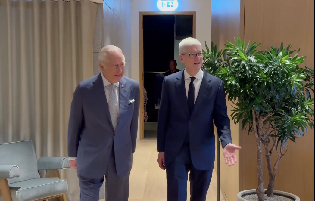 The King and Tim Cook