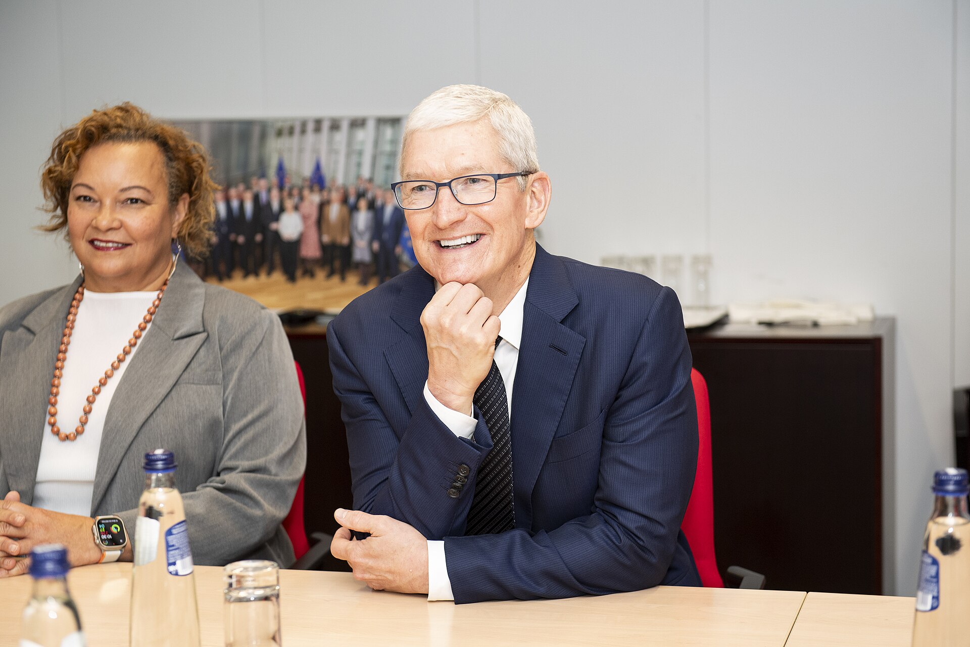 Former Apple CEO Tim Cook Pushed for a Foldable iPhone
